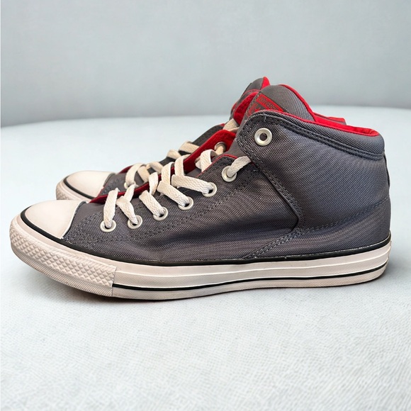 Converse Men's Sneakers in Gray with Red Highlights - Picture 3 of 5